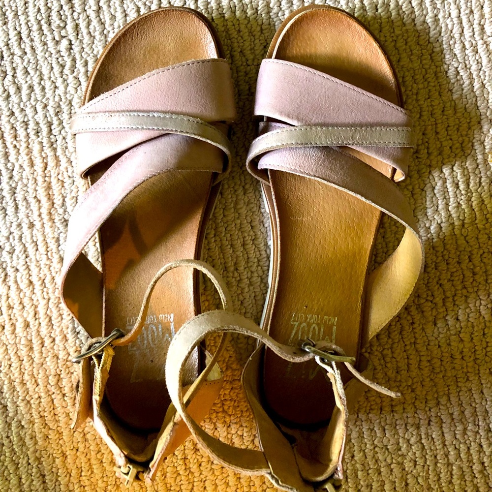 Miz Mooz light purple and silver open toe zip back and adjustable sandal